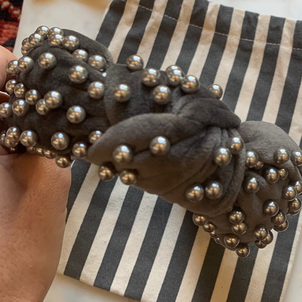 NWOT Lele Sadoughi Gray Pearl Embellished Headband
